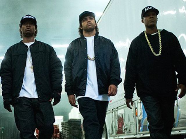Watch Straight Outta Compton Download Mp3